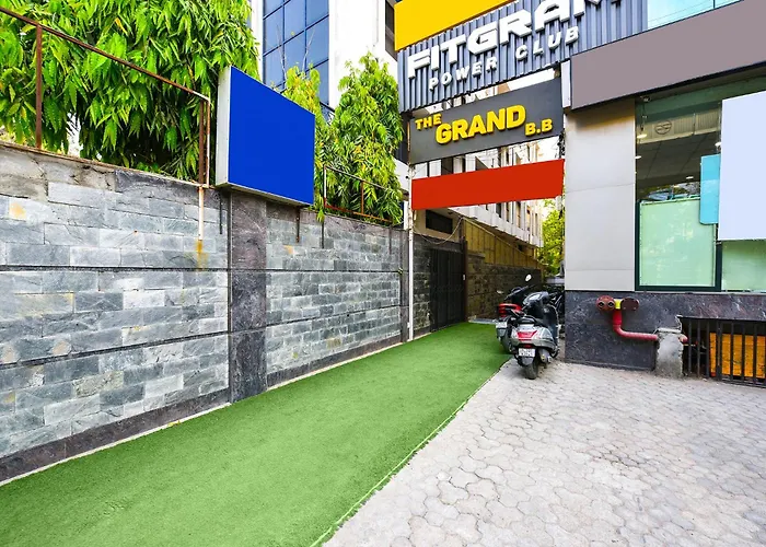Fabhotel Grand Boutique New Delhi