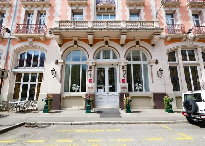 Grand Hotel Du Tonneau D'Or