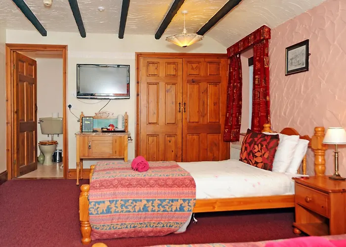 The West Country Inn