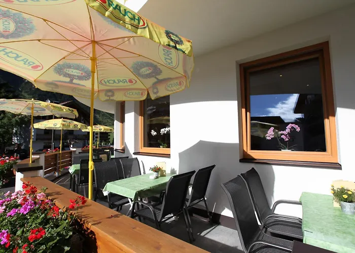 Berghotel Rasis
