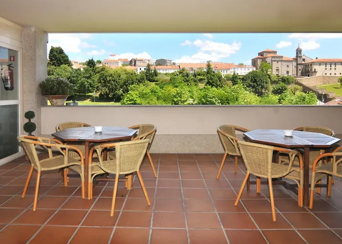 Hotel Parking Miradoiro de Belvís