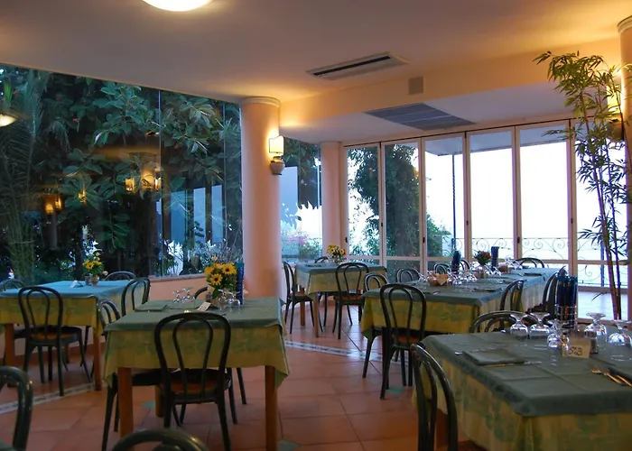 Hotel Giardino Sul Mare