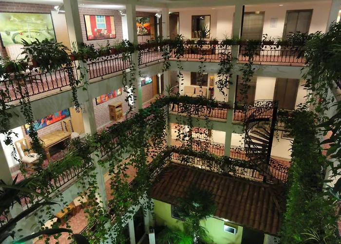 Solitaire Hotel