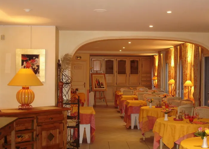 Hotel Mireille