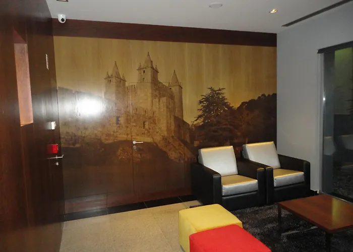Hotel Feira Pedra Bela