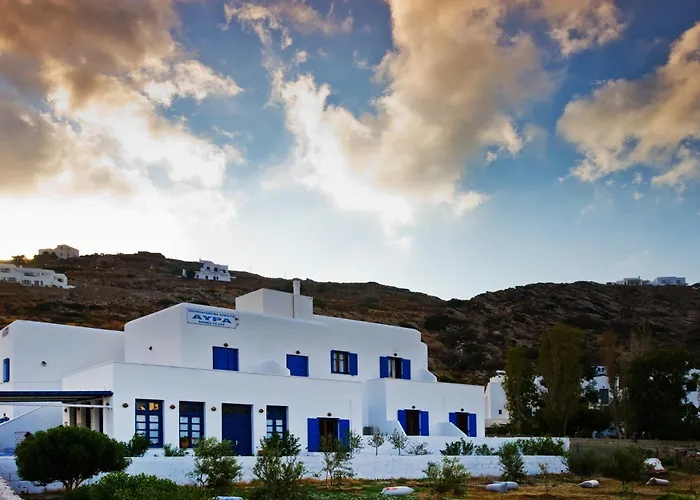 Avra Pension