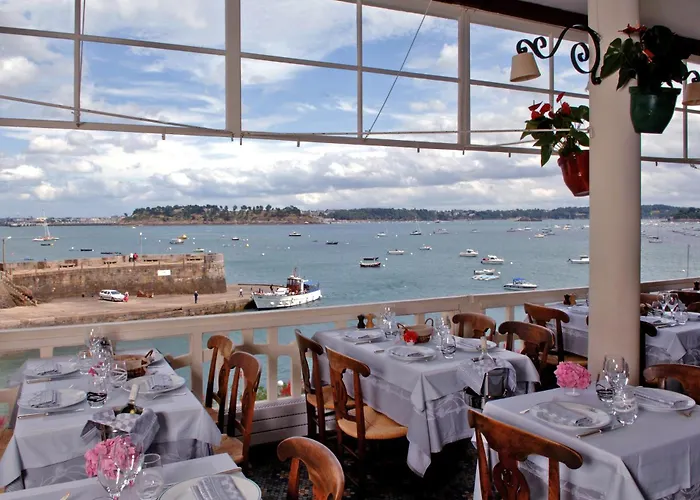 Logis Hotel Restaurant Le Printania