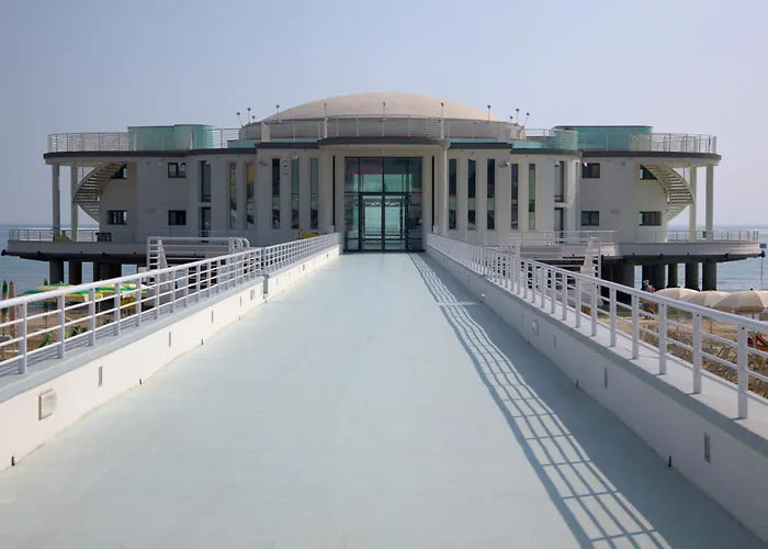Hotel Palace