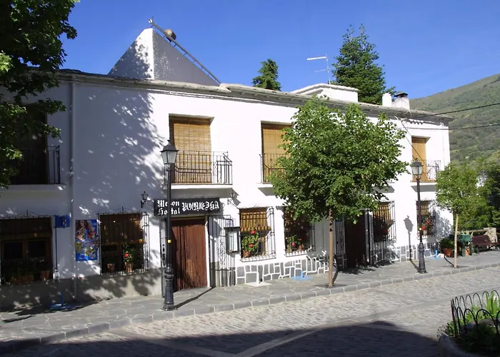 Hostal Rural Poqueira