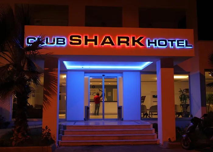 Club Shark Hotel