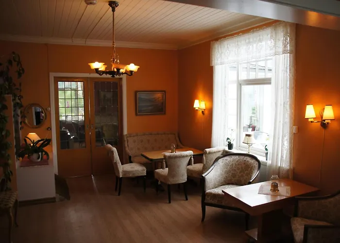 Midtnes Hotel