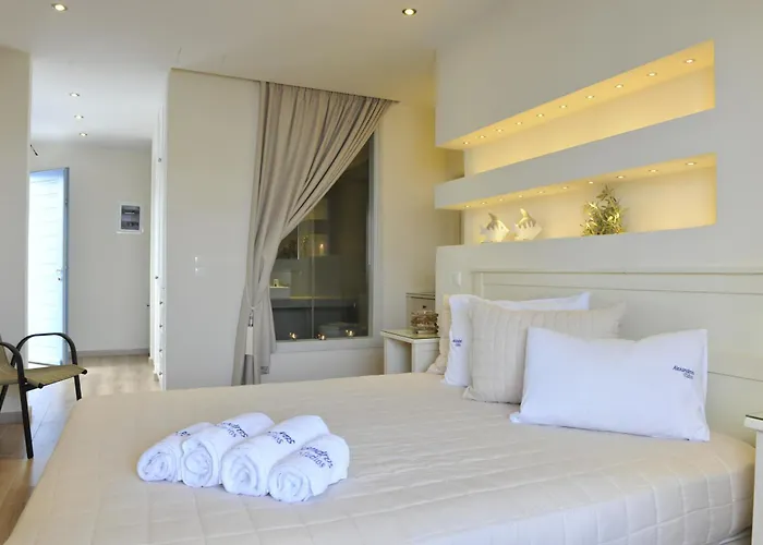 Alexandros Apartments