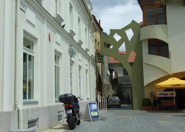 Hotel Diana