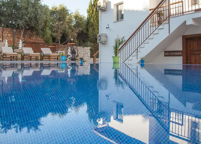 Sunset Villa Hotel