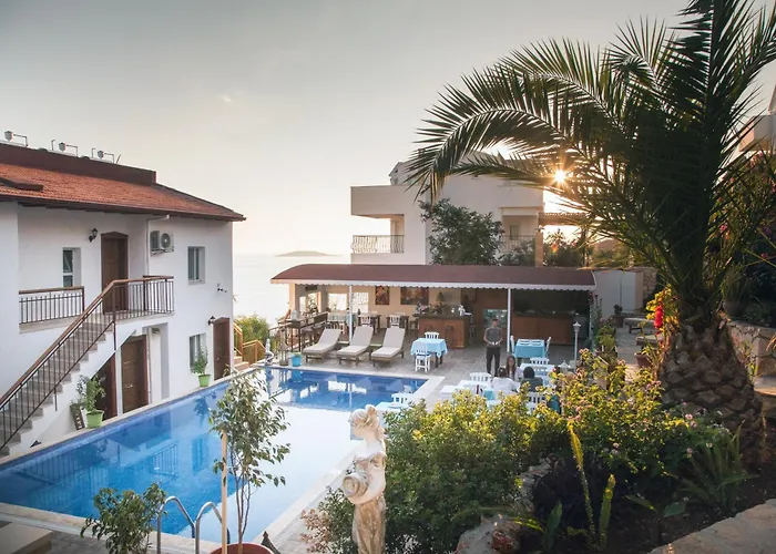 Sunset Villa Hotel