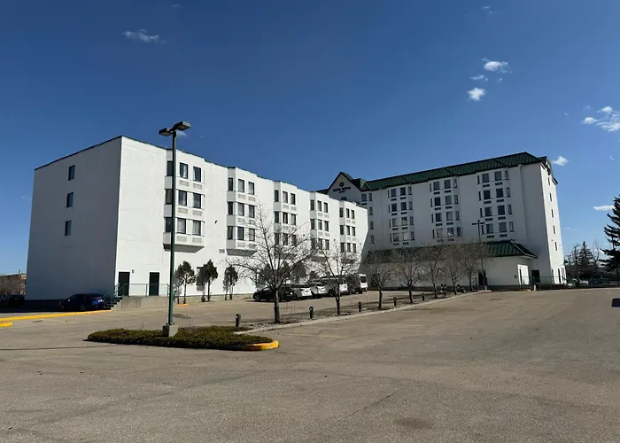 Divya Sutra Plaza And Conference Centre Calgary Airport