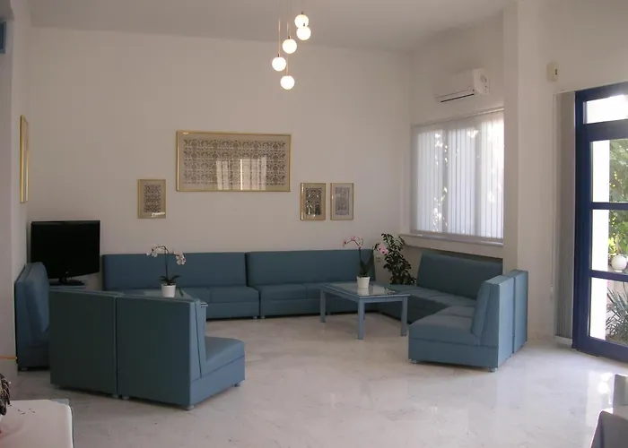 Danae Hotel