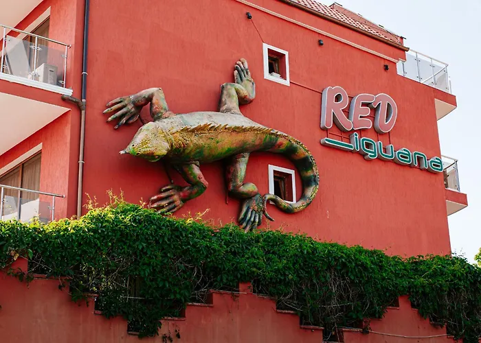 Red Iguana Hotel