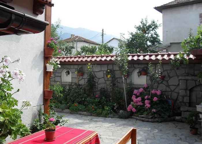 Family Hotel Nadejda
