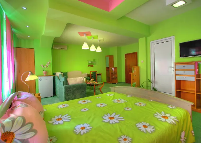 Family Hotel Mania
