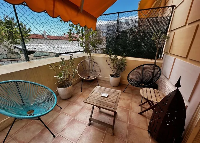 Charmant Appartement 3 Pieces Avec Terrasse - Monaco Ville 150M Du Palais Sur Le Rocher