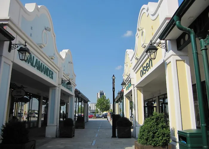 Pannonia Tower Hotel Parndorf
