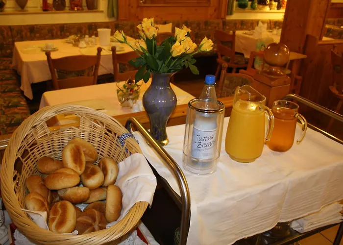 Hotel-Doerfler Garni
