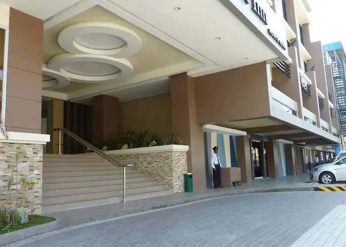 Circle Inn - Iloilo City Center