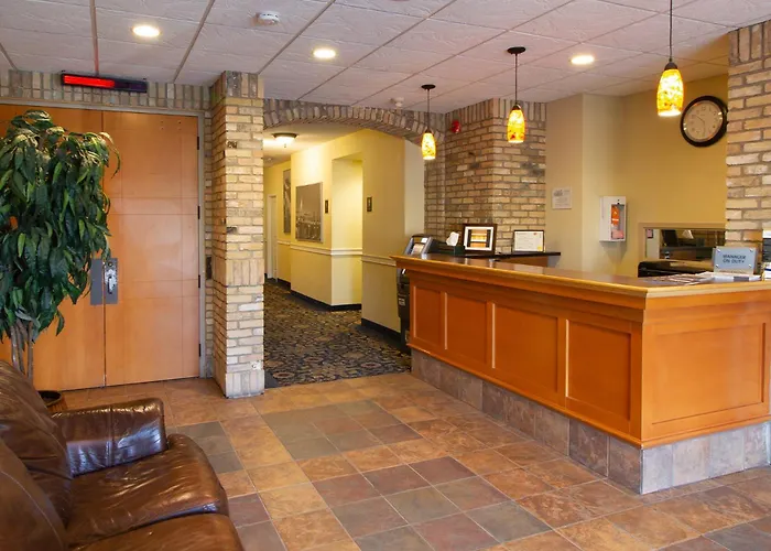 Park West Inn