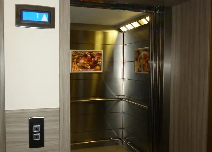 Paprika M1 Hotel