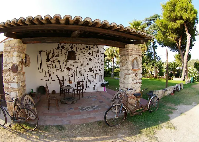 Hotel Residence Costa Azzurra - Panoramic Swimming Pool And Free Parking