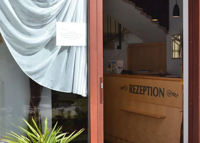 Elegant-Hotel Zur Burg