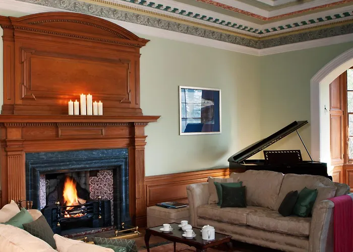 Glencoe House
