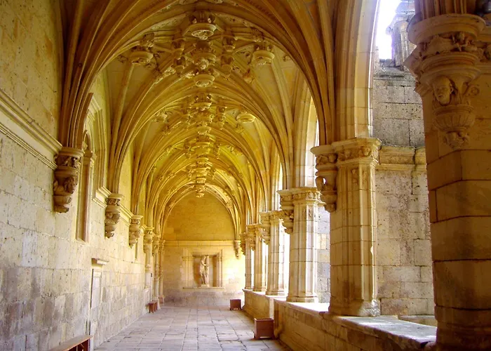 Hotel Real Monasterio De San Zoilo