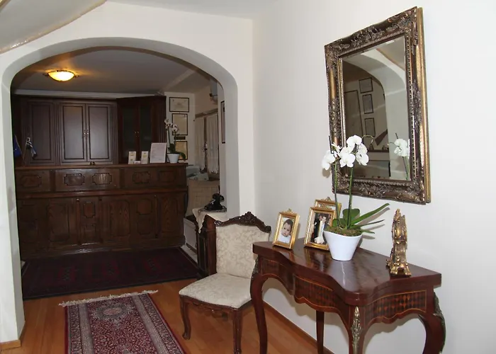 Hotel Panellinion