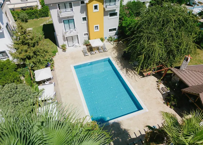 West House Exclusive Hotel