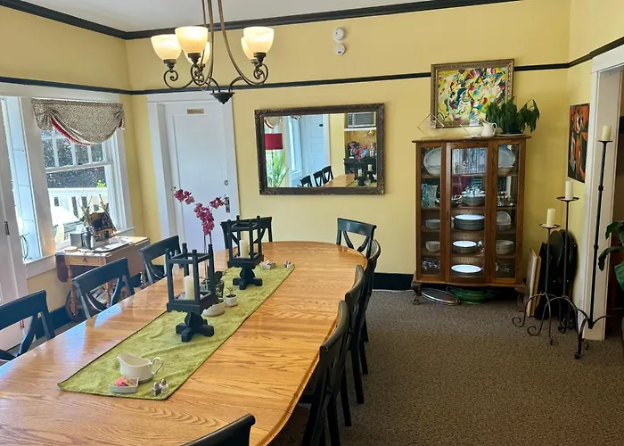 Bayberry Inn B&B And Oregon Wellness Retreat