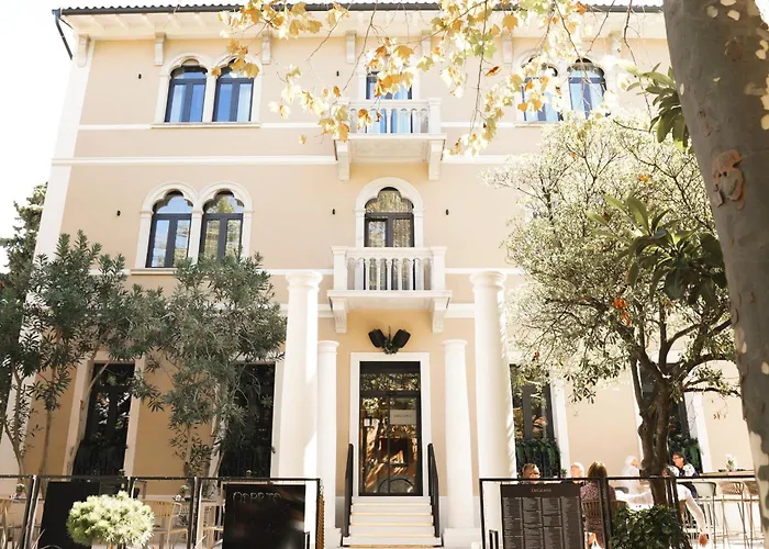 Degrassi Boutique Garni Hotel Izola