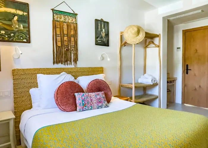 Hostal Mar Y Sal (Adults Only)