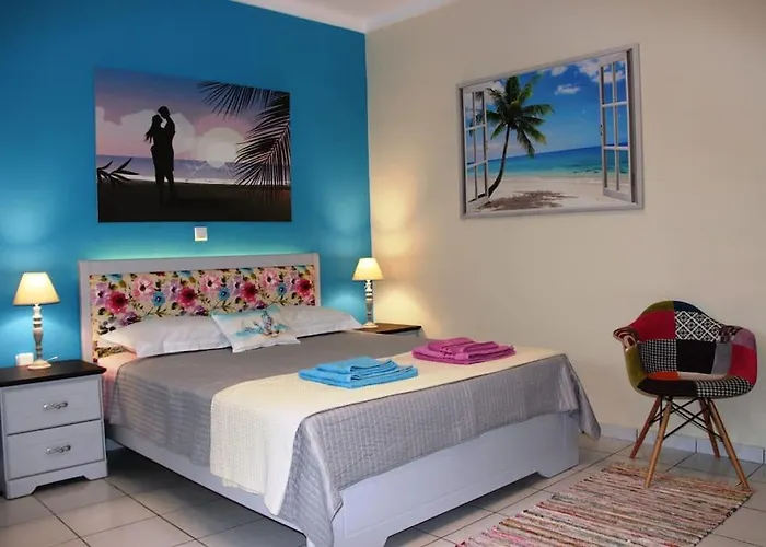 The Blue Studio, 1 Min Walk From Kalamaki Beach