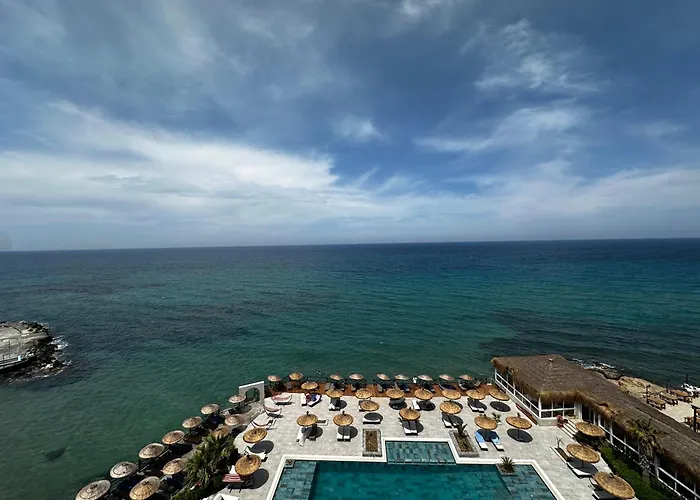 Manolya Hotel