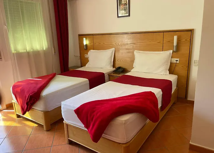 Sary'S Hotel