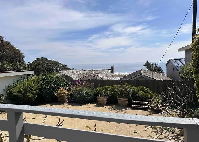 30 Pct Off!! Limited Time! Malibu Ocean Wave With King Bed, Walking To Beach And Hiking