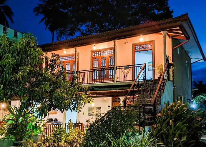 The Emerald Guest House & Villa