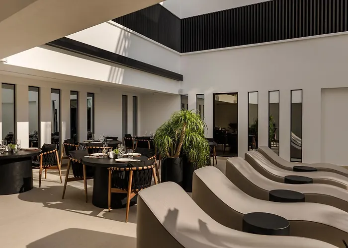 Casaly Hotel & Spa