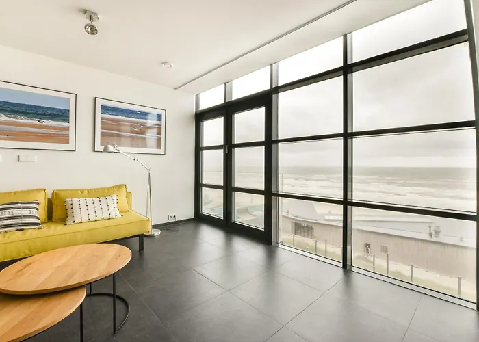Appartement Met Frontaal Zeezicht In Bloemendaal