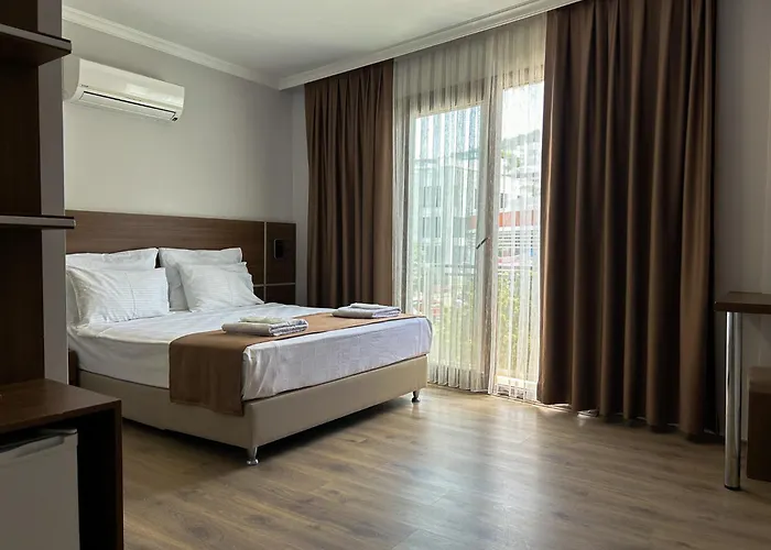 Gulluk Life Hotel