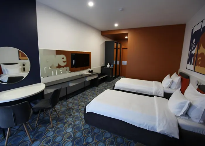 Lomo Hotel Uman
