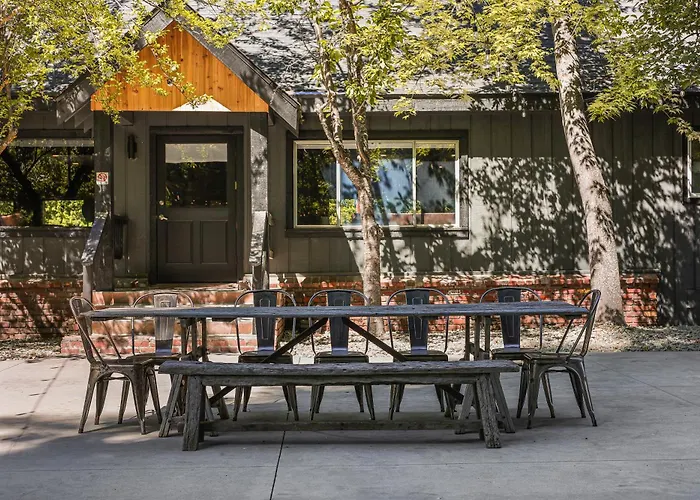 Shasta View Lodge