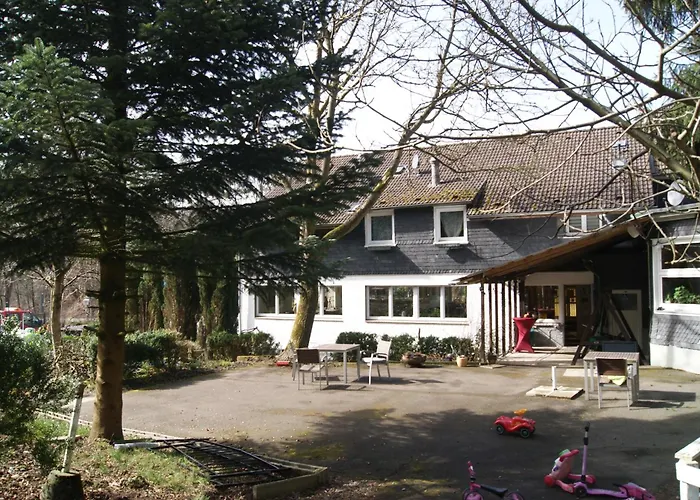 Silonce Hotels & Restaurant